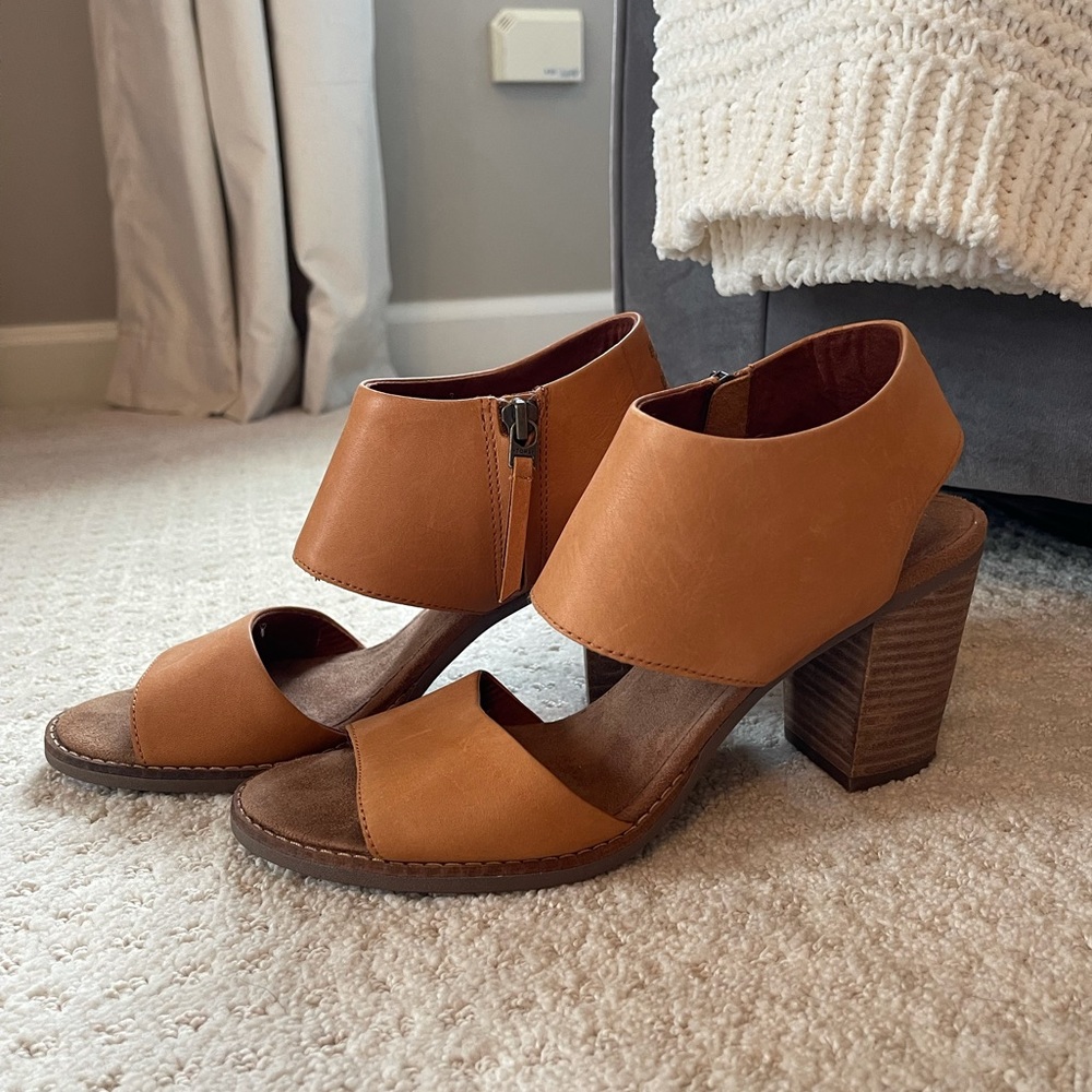Women’s Tom’s heeled sandal